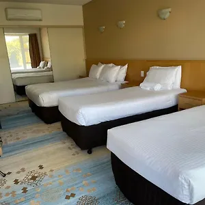 Haven Marina 3* Adelaida