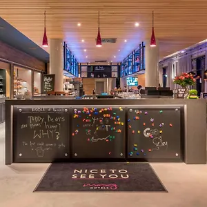 Hotel Moxy Munich Messe Aschheim