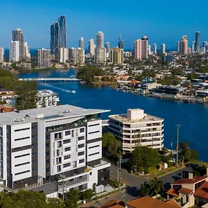 Peninsular **** Gold Coast