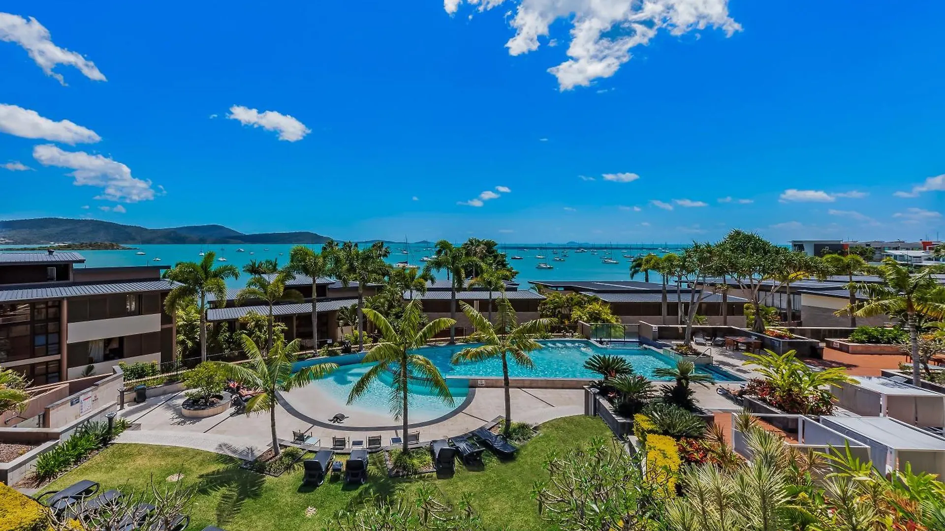 ****  Aparthotel Mirage Whitsundays Airlie Beach Australia