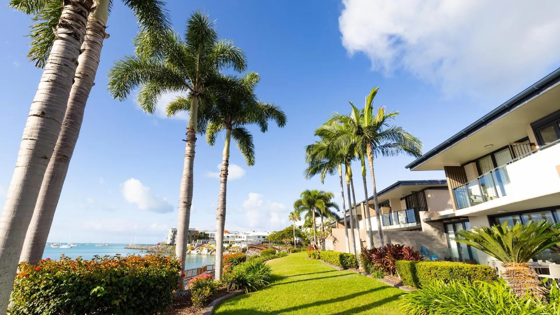 Aparthotel Mirage Whitsundays Airlie Beach 4*,  Australia